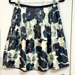 Black and white Floral print The Limited Skirt